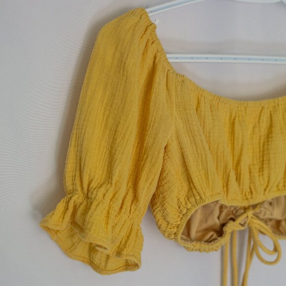 Hey Babe • Small • Crop Top • Yellow - Picture 7 of 14